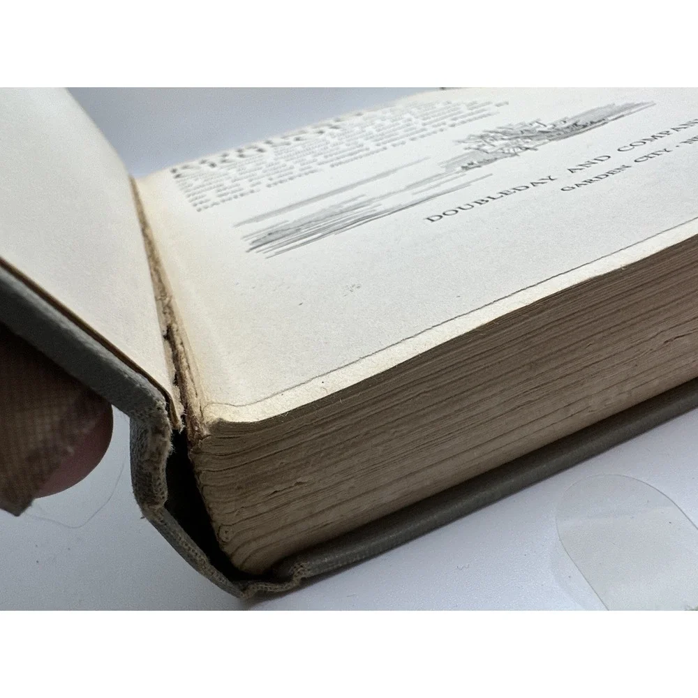 Robinson Crusoe‎ 1946 Daniel Defoe Hardcover Illustrated by Fritz Kredel